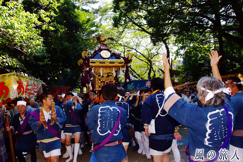 等々力玉川神社秋祭り　上原睦会の写真