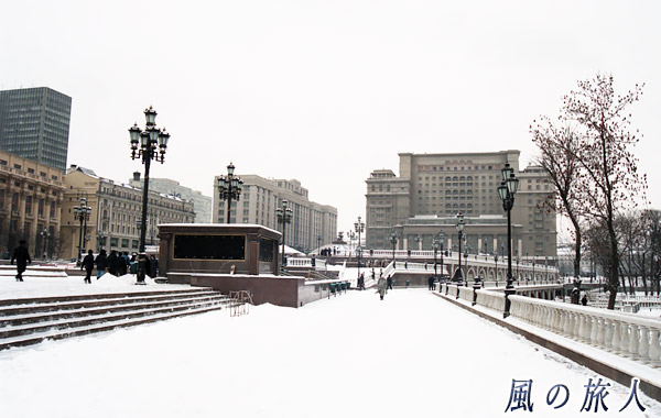 雪が積もるロシアの町