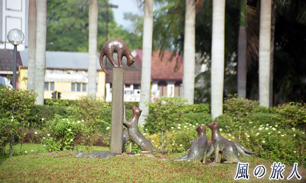 マレーシア　クチン　クチンの猫のオブジェの写真