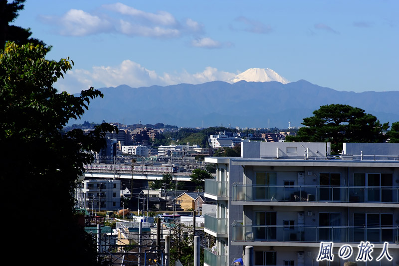 上野毛富士見橋　富士山の眺望の写真