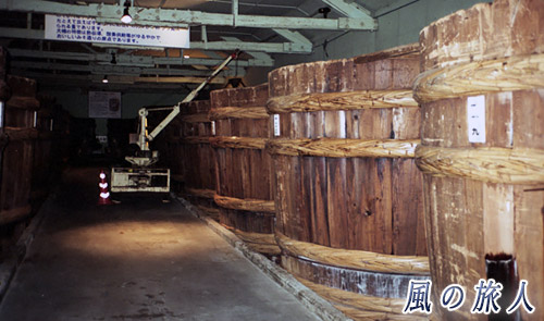 味噌の仕込み樽　佐渡島一周ツーリングの写真