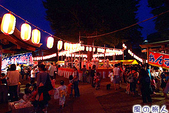 稲荷森稲荷神社の盆踊り大会の写真