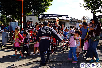 鎌田天神社の神輿渡御の写真