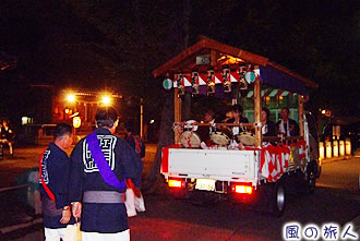 鎌田天神社の神輿渡御の写真
