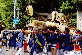 奥沢神社の厄除け大蛇の写真