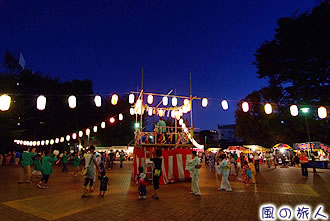 駒沢緑泉公園の盆踊りの写真