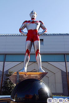 祖師ヶ谷大蔵ウルトラマン商店街のウルトラマンの像