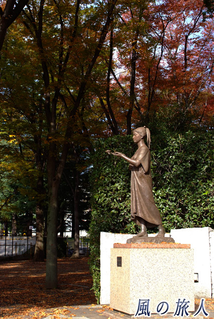 世田谷公園　平和の像