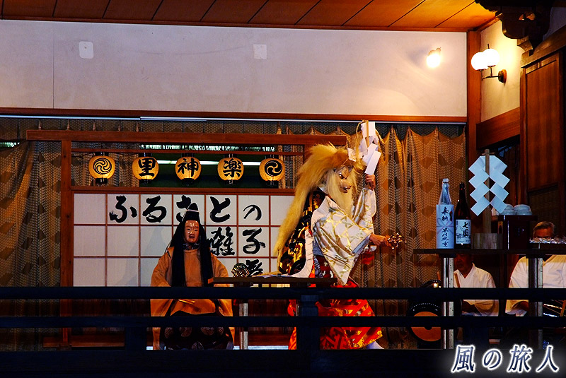 喜多見氷川神社の秋祭り　神楽