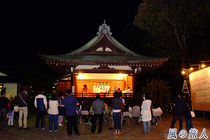 喜多見氷川神社の秋祭り　神楽殿
