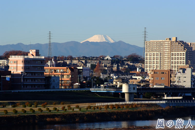 新二子橋からの富士山の眺め
