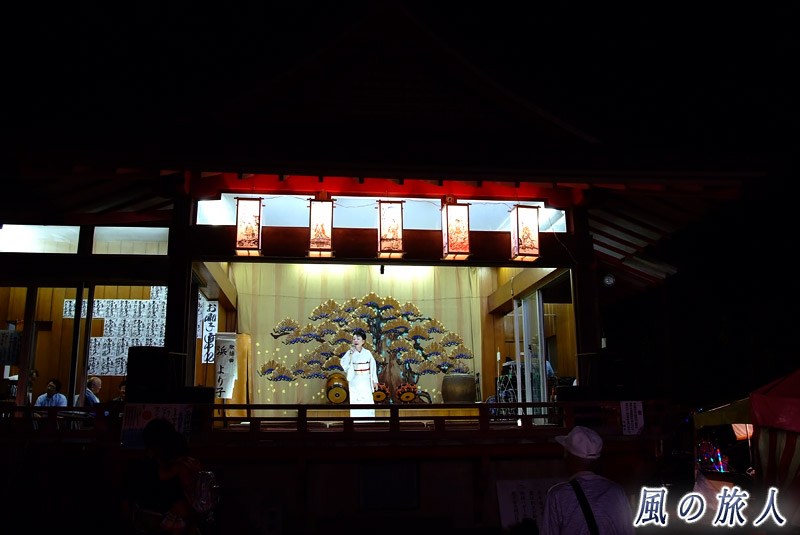 玉川神社の秋祭り　奉納演芸の写真