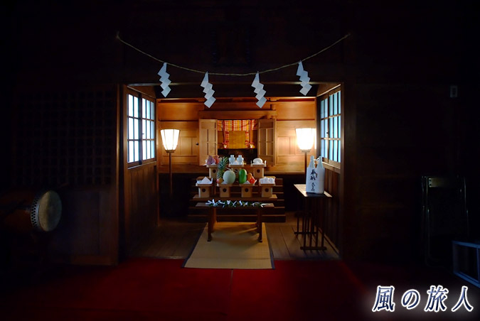 若林鎮守三社祭　天満宮の拝殿内の様子を写した写真