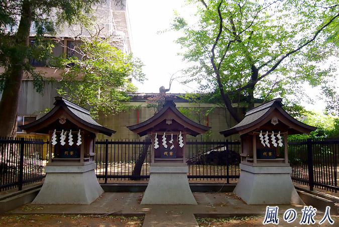 宇山稲荷神社　境内社の写真