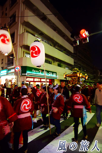 駒留八幡神社　宮神輿渡御2009年　宮入　宮入道中の開始